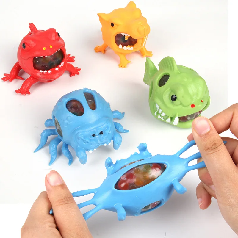 

1pcs Random New Fun Animal Frog Squeeze Toys Mochi Squishy Shark Stress Reliever Toys for Children Anti Stress