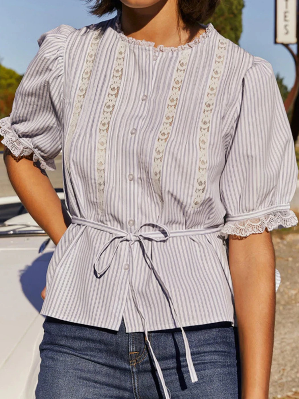 

2022 Stripe Blouse Lace Patchwork Shirt Women Office Casual Fashion Puff Sleeve O Neck Belted Tops French Eleagant Summer Blusas