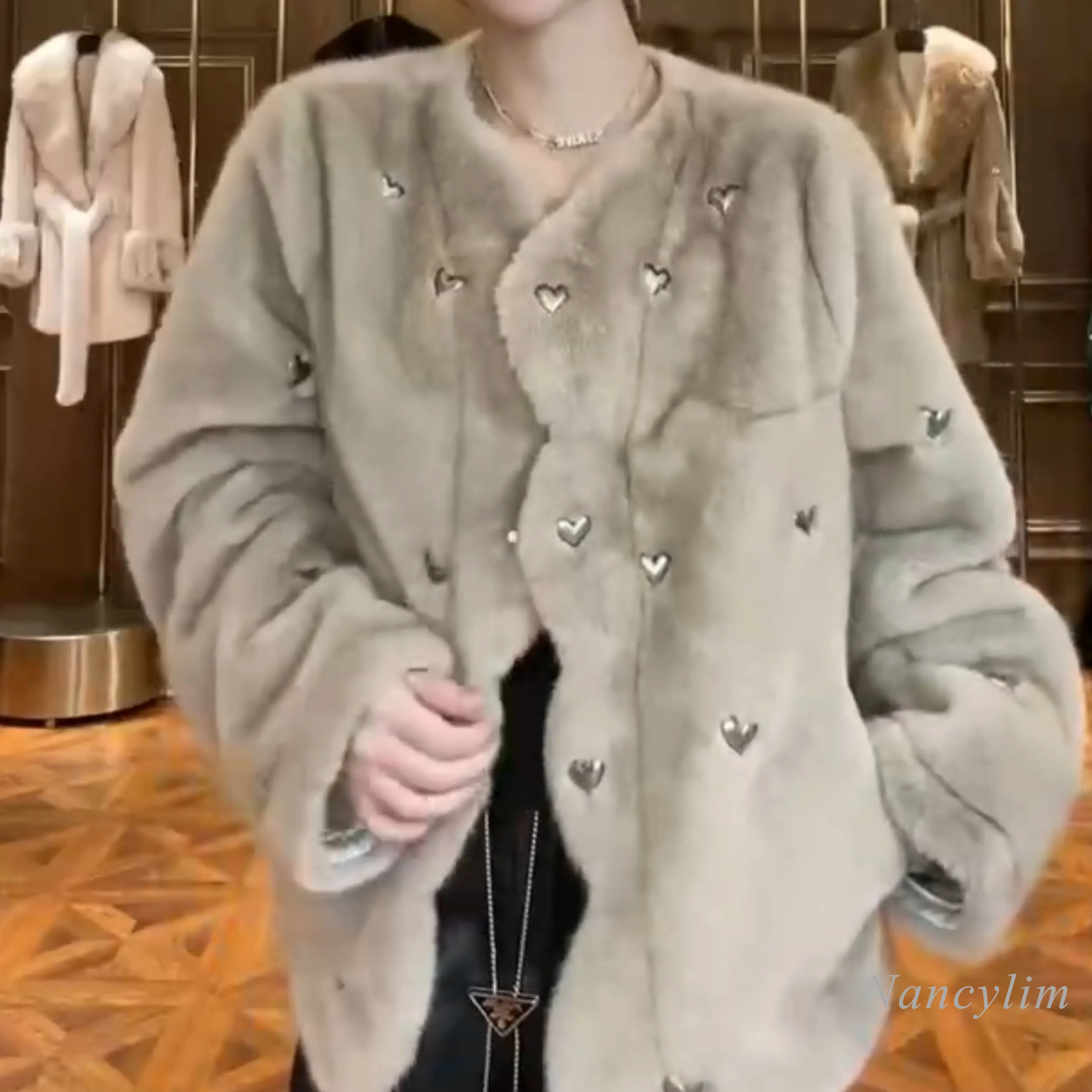 European Style Fur Coat Women Winter Long Sleeve Double Face Wool Warm Heavy Embroidery Sequins Faux Fur Jacket