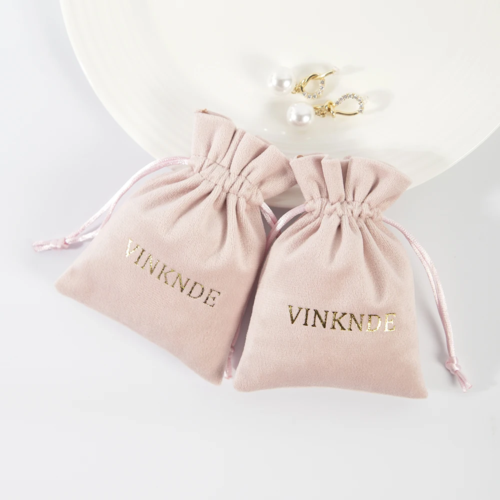 Рисунок 2 - бархатный органайзер с логотипом на заказ