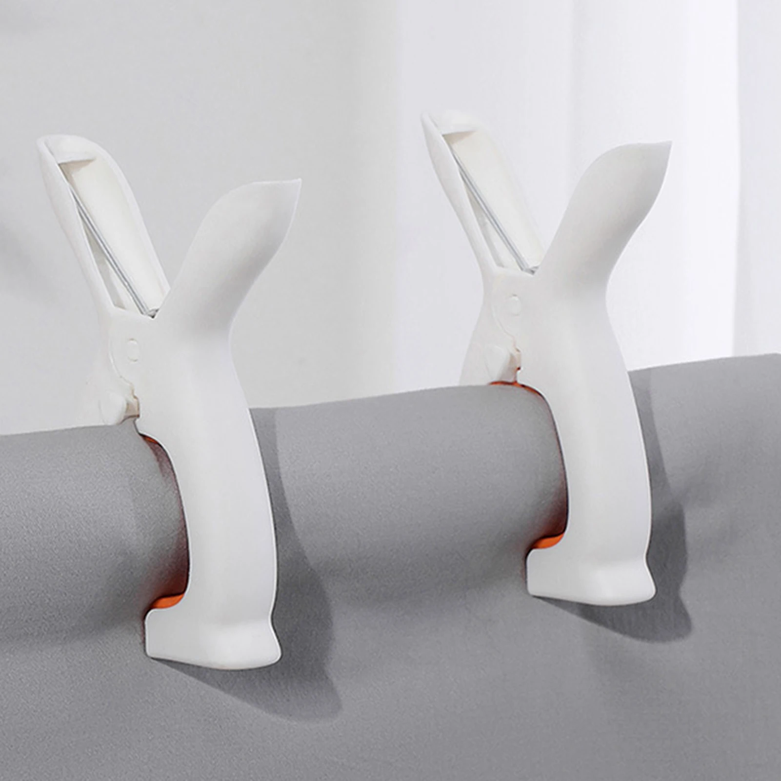 прищепки большие пластиковые для шезлонга