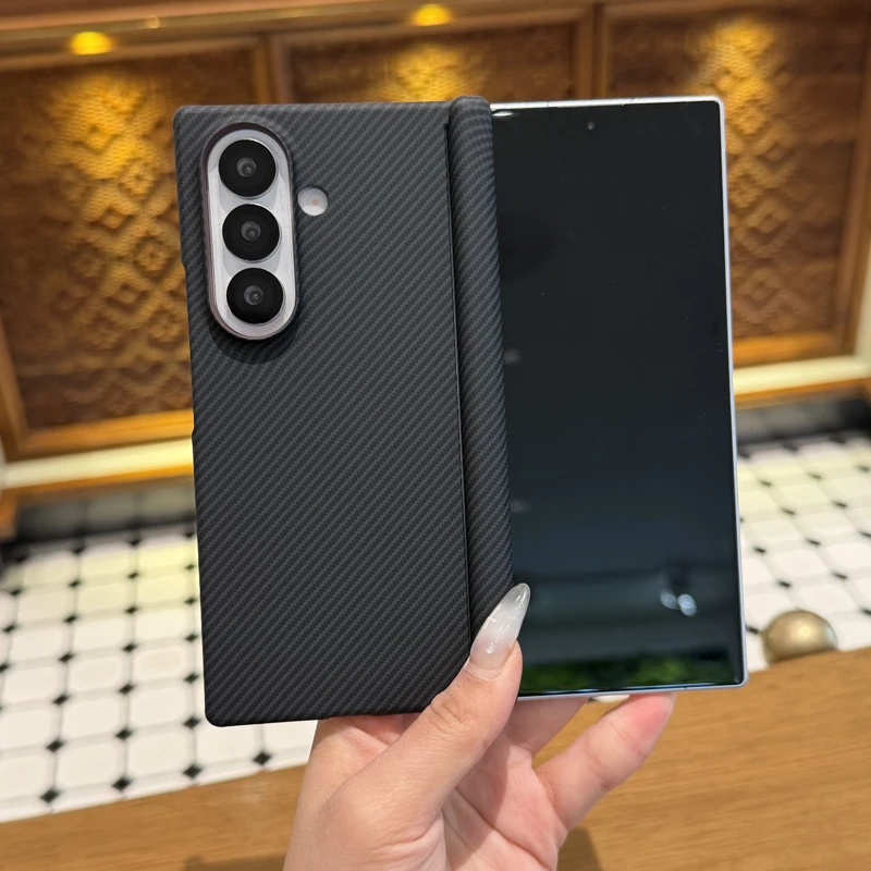 Фото Чехол для Samsung Galaxy Z Fold 7 6 5 4 Z Fold Special W25 с узором под карбон, защитный жесткий чехол для телефона с защитой шарнира №2