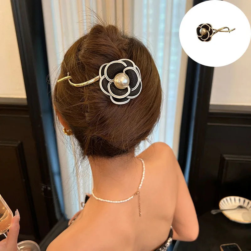 

Elegant Camellias Hair Claw Clip for Women Hair Bun Hairpin Headwear Metal Barrettes Banana Twist Clips HAIR CLIP FOR GIRL tiara