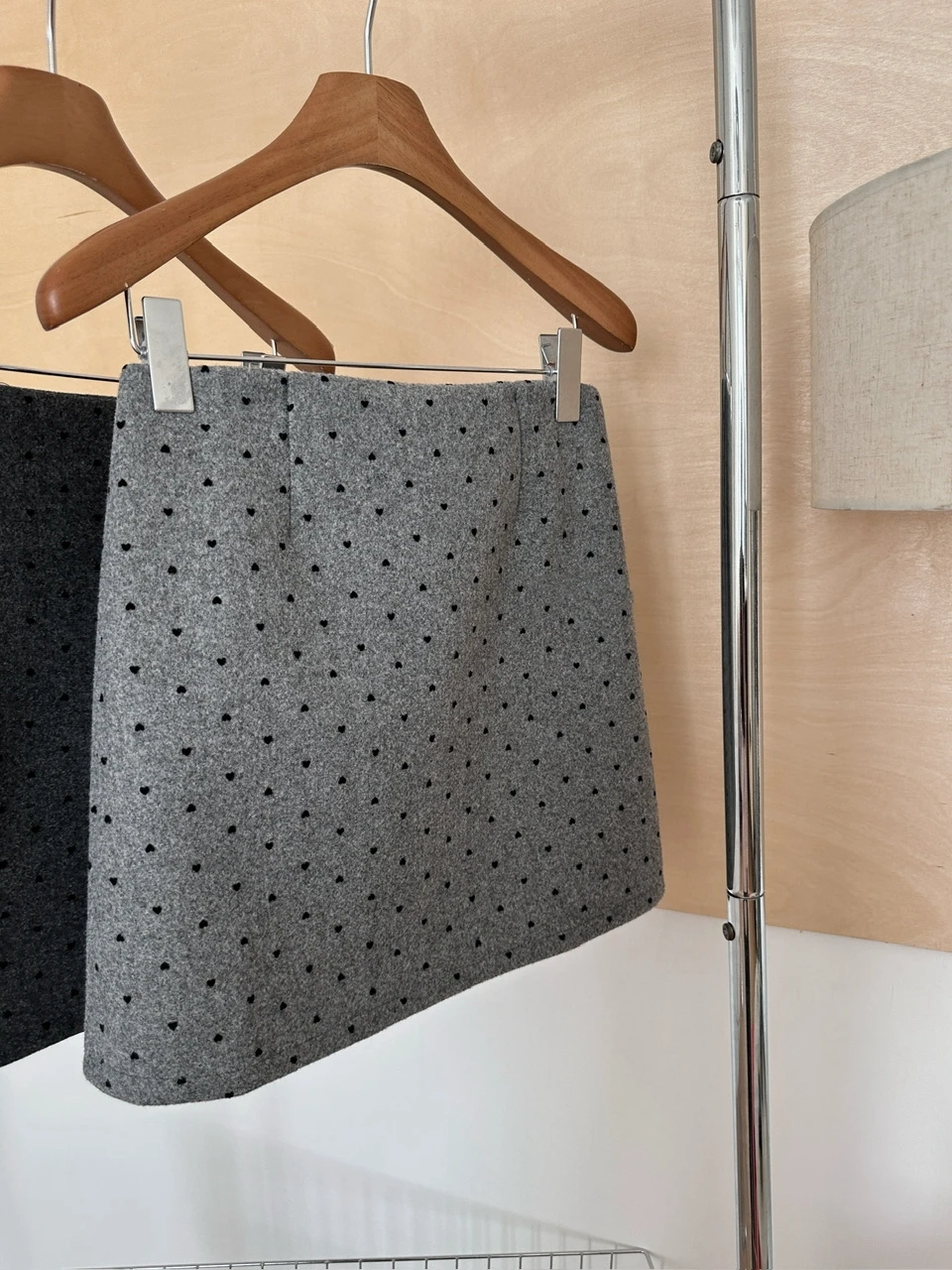 Шерстяная короткая юбка Little Love в форме сердца осень/зима 2022 универсальные