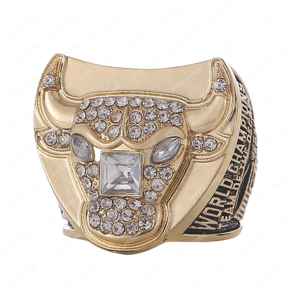 

Basketball Chicago Bull 6-Year Championship Ring Set Fans Collector's Edition