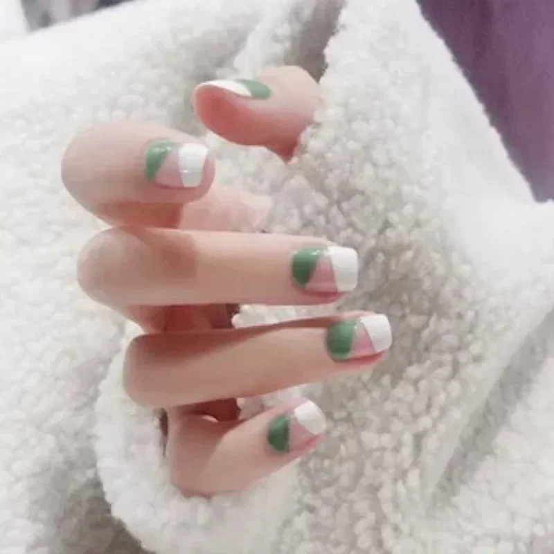 

24Pcs/Box Fake Nails Press On Nails False Nails Free Shipping Nail Tips Sticker Nail Set Press On Nail Art