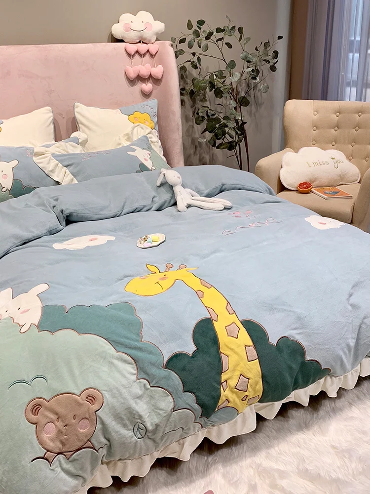 

Cartoon Milk Fiber Four-Piece Cute Girl Winter Thickened Double-Sided Pink Coral Fleece Bedding