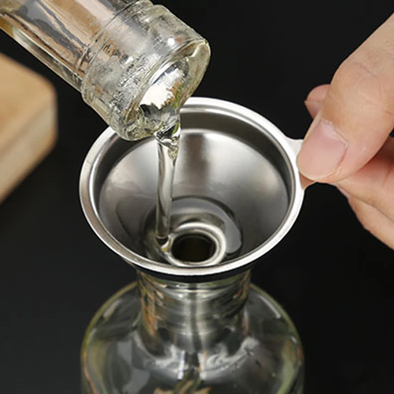 

1Pc Mini Funnel Stainless Steel Flask Funnel Small Kitchen Cooking Oil Funnel for Liquid Essential Oil Perfume Kitchen Gadgets