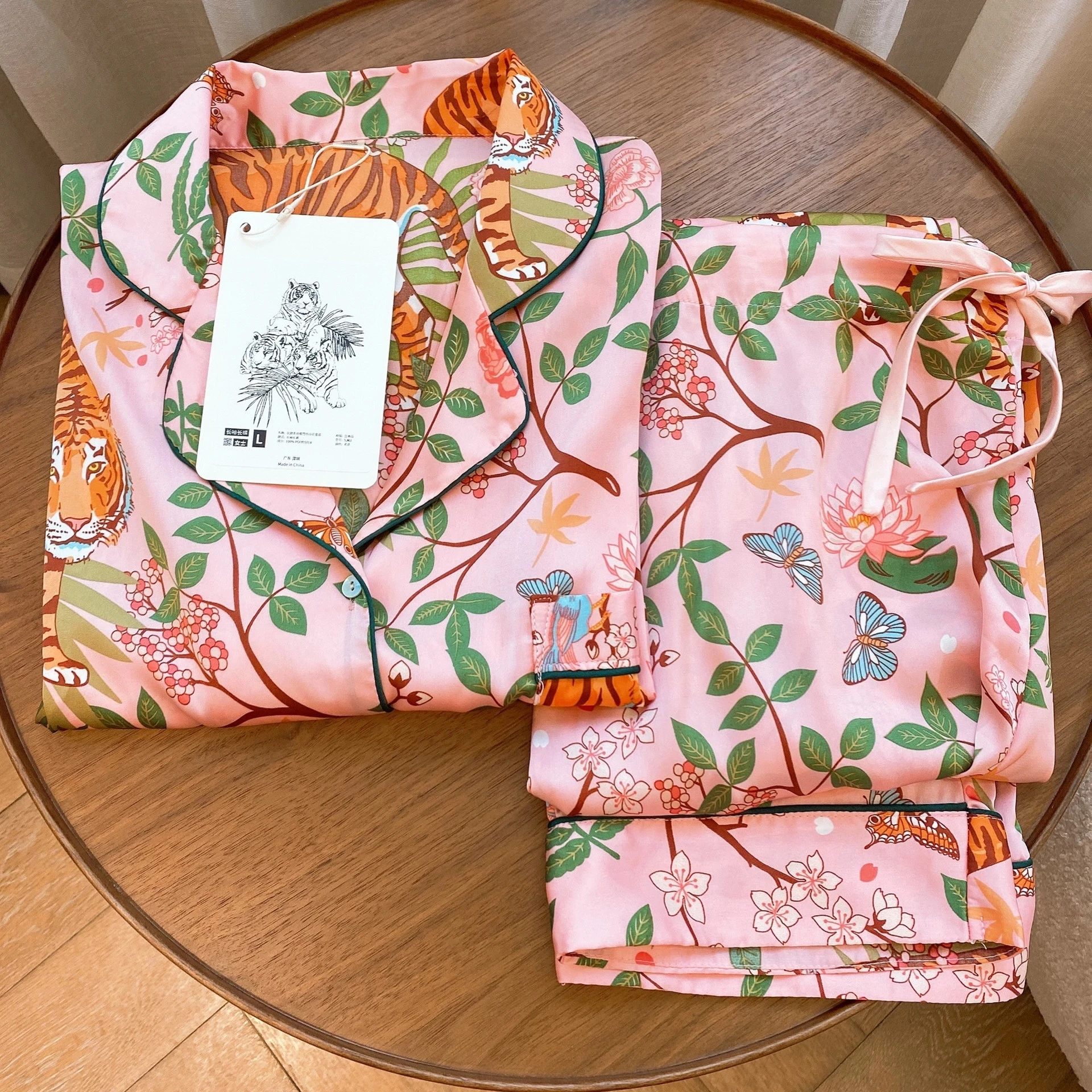 Cute Print Women Pajamas Sets Autumn Long Sleeve Silk Sleepwear Pink Pijama Mujer Female Nightsuit Satin Home Clothes