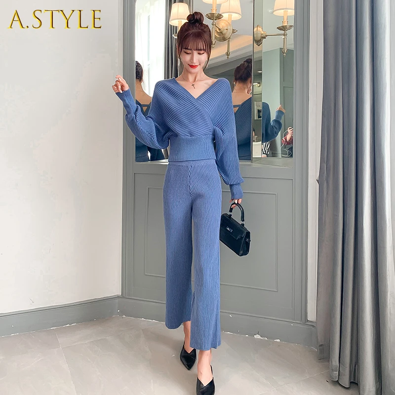 

Fall Winter New Shiny Knitted Pullovers And Pants 2 Piece Set Women Sexy Big V-neck Batwing Sleeve Sweater And Long Pants Sets