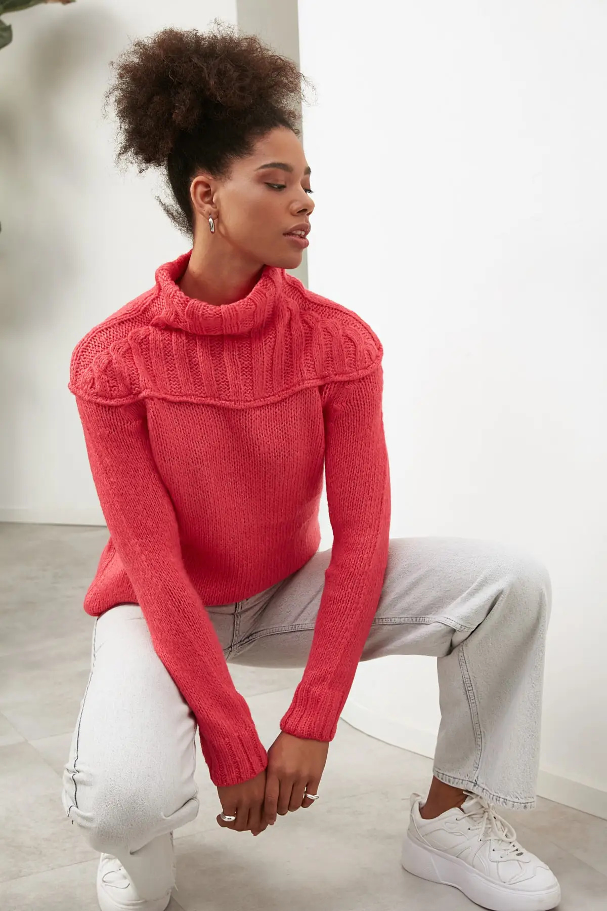 

Trendyol Turtleneck Long Sleeve Knitwear Sweater TWOAW22KZ2760