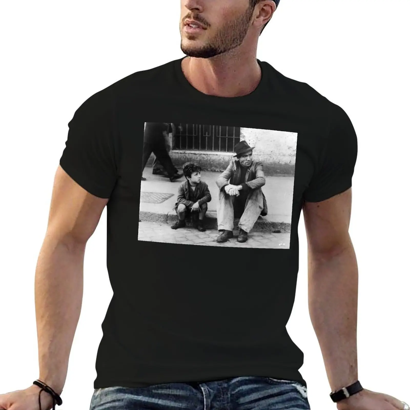 Фото Футболка Bicycle Thieves Vittorio De Sica, мужские футболки с графическим рисунком, мужские футболки с графическим рисунком, футболка из 100% хлопка №1