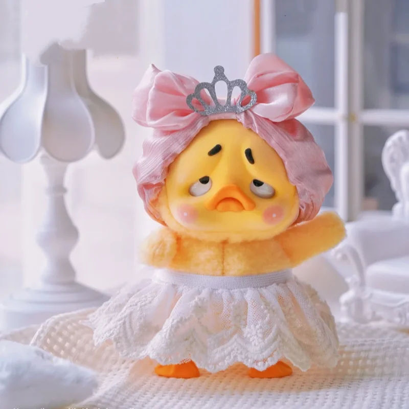 Фото Upsetduck 2 Act Серия милых плюшевых уточек: Слепая коробка-сюрприз, игрушки-загадки, аниме-украшения для рабочего стола, коллекционный подарок, подарок на день рождения №1