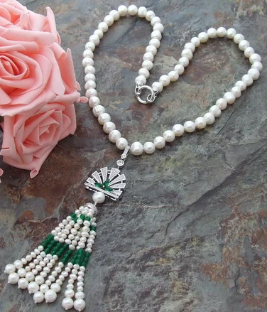 

romantic 24" White 8-9mmRound Freshwater Pearl Green Round Jade Necklace Zircon Pendant