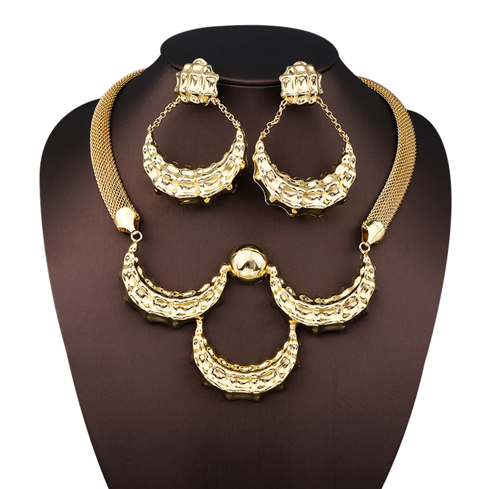 

Gold Color Geometry Design Pendant Necklace Charm Earring Jewelry Set African Nigerian Women Wedding Party Aniversary Gifts
