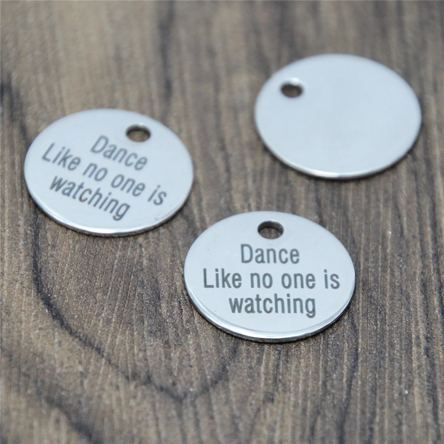 

10pcs/lot Dance like no one is watching charm dance Inspirational Stainless steel disc message Charm pendant 20mm