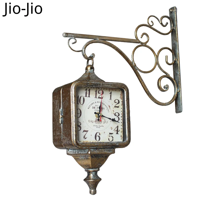 

Американские Двухсторонние настенные часы в стиле ретро, металлические винтажные роскошные большие часы, украшение для гостиной, бесшумны...