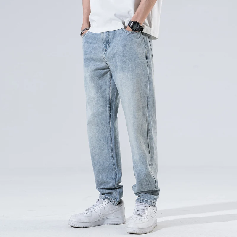 

Джинсы мужские прямые в стиле ретро, модные штаны из денима с широкими штанинами, винтажные дизайнерские свободные, светло-голубые, в Корейс...