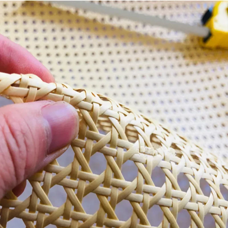 Пластиковая трость с ручкой 40-55 см 1 шт