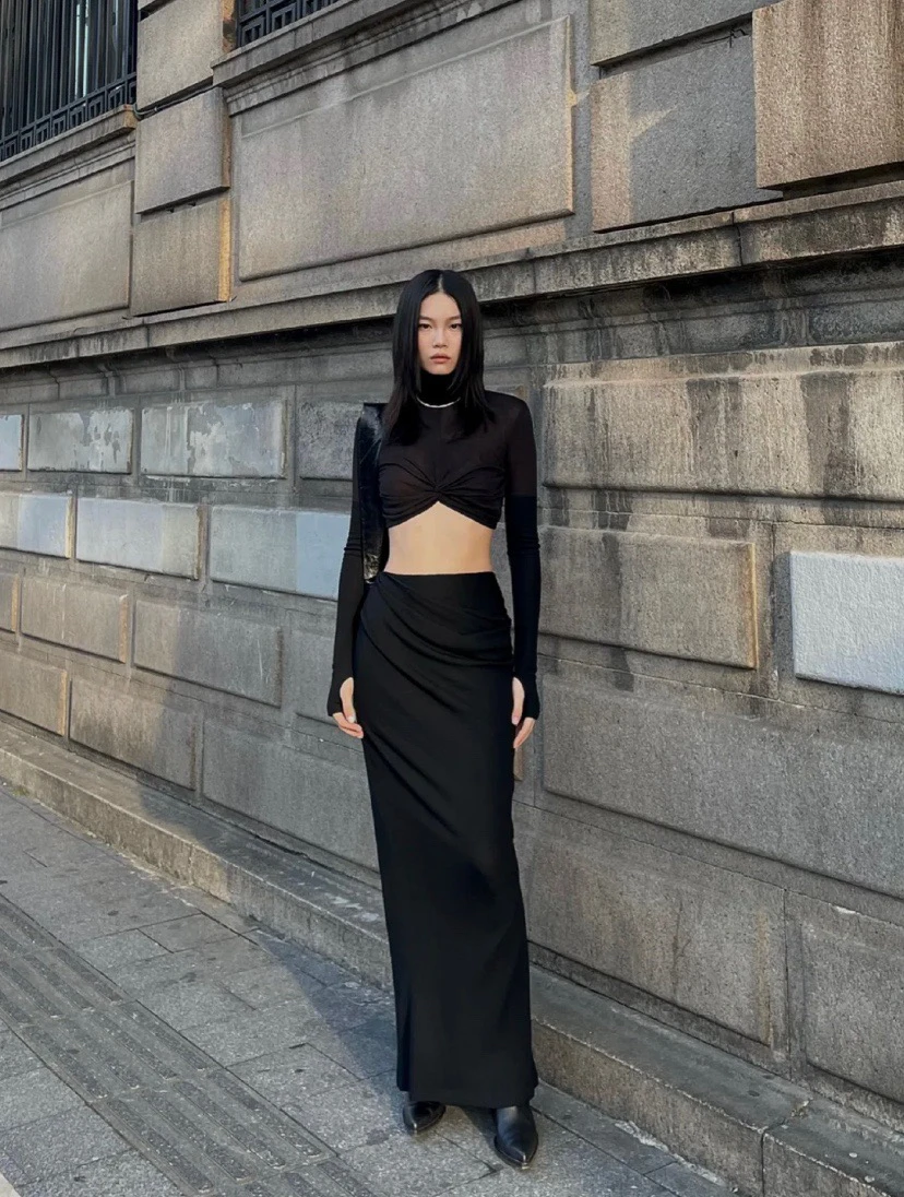 

Women High Neck Long Sleeve Wool Short Crop Top+ Maxi Long Skirts Set