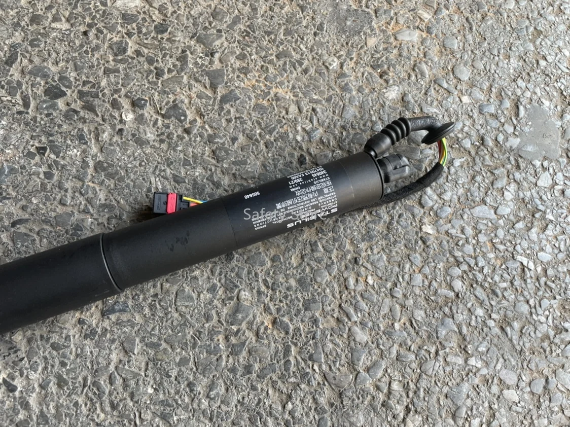 Подходит для стойки задней двери Roewe RX8RX5ERX5 электрической багажного отделения