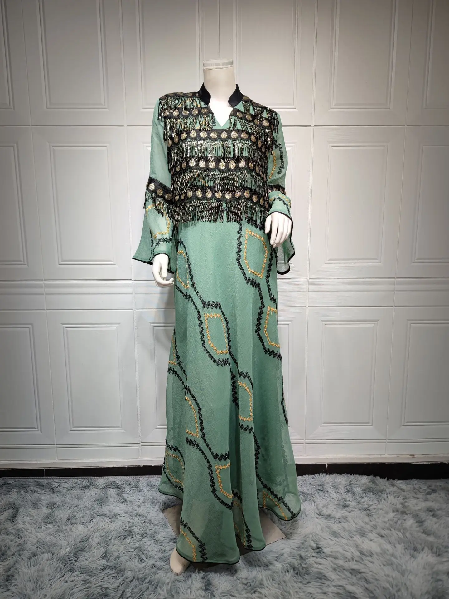 Muslim Fashion Summer Women Long Sleeve V-neck Polyester Sequined Long Abaya Muslim Dress Abaya Dress Clothes for Muslim Women