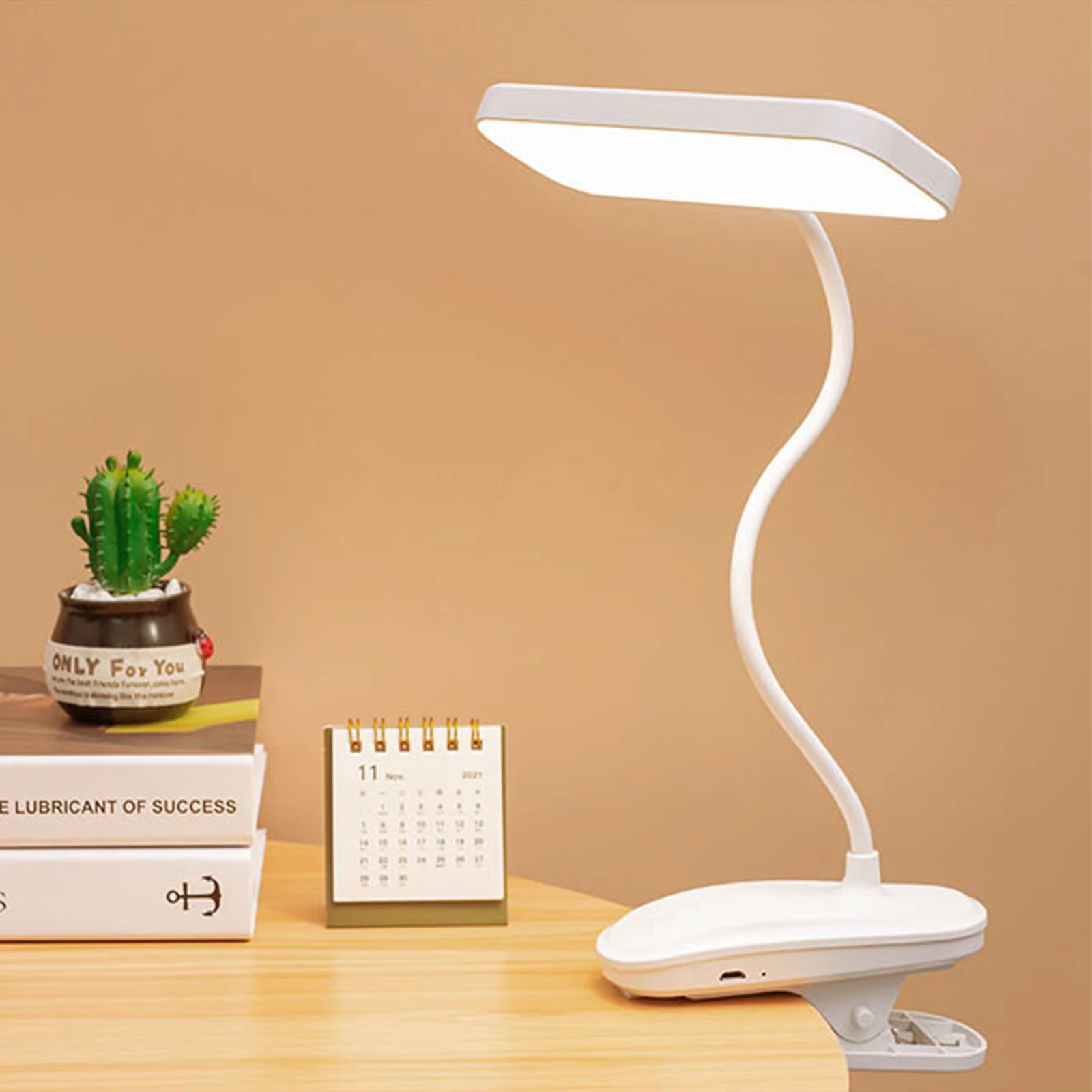 

LED Desk Lamp with Clip Modern Desk Light Rechargeable Reading Lamp Eye Protection Stepless Dimming for Working Reading Studying