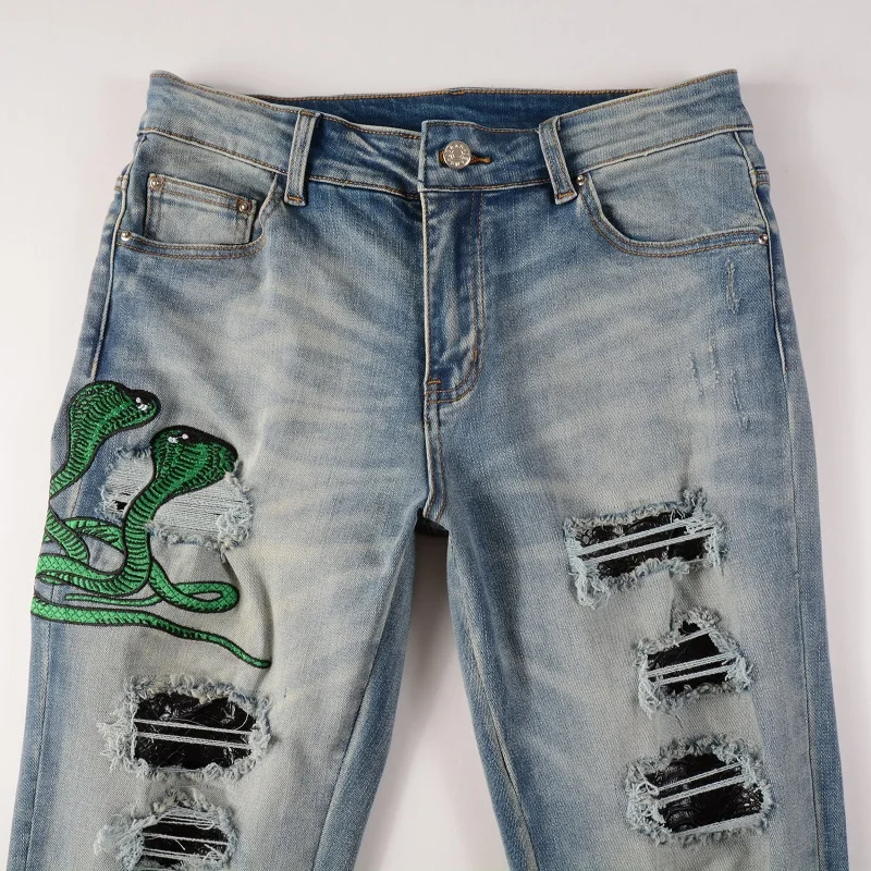 New Arrivals Steetwear Style Skinny Stretch Holes Embroidered Snake Patch Slim High Street Light Blue Distressed Ripped Jeans
