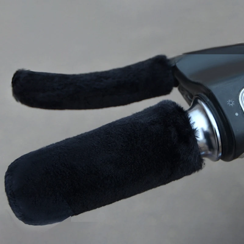 Рисунок 3 - чехлы на ручки мотоцикла и ску