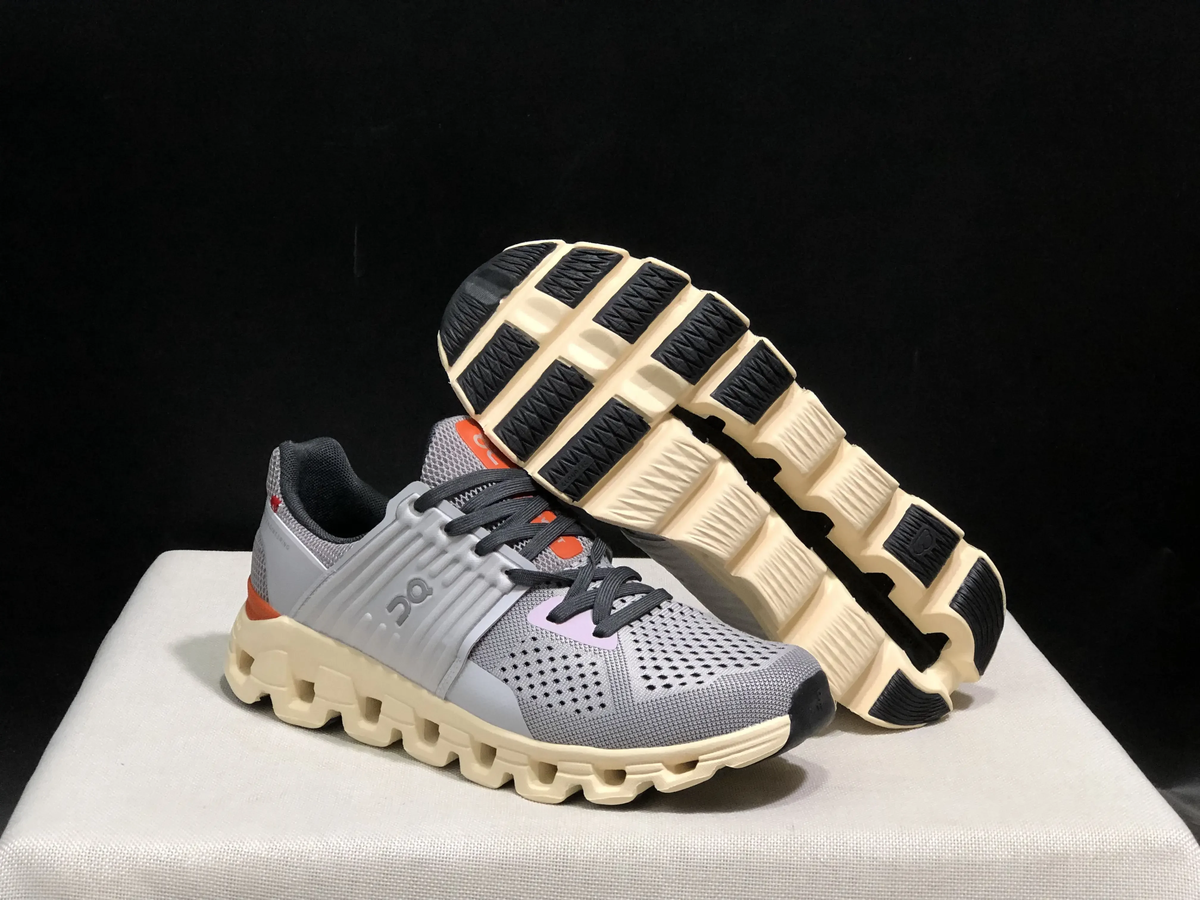 

Оригинальные новые спортивные женские и мужские беговые кроссовки на Cloudswift 3, дышащие противоскользящие амортизирующие кроссовки для дорожного спорта, повседневного образа жизни, уличные кроссовки