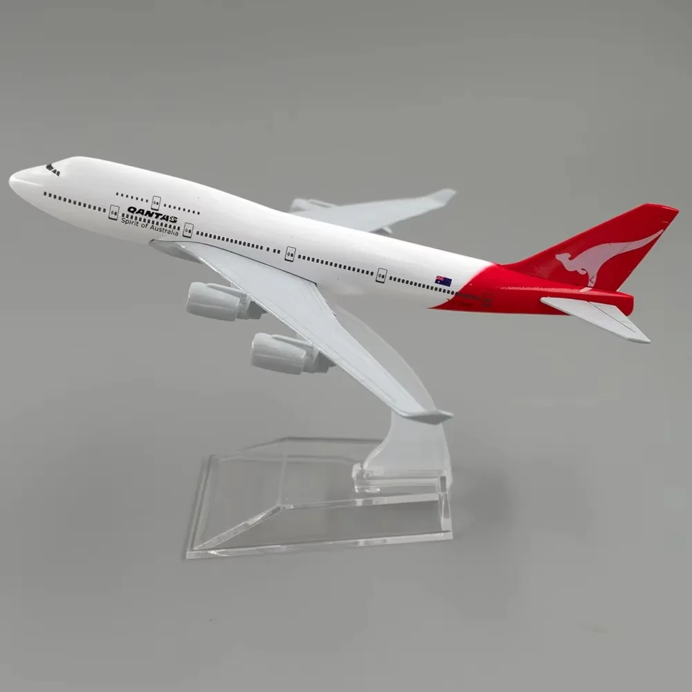 16 см масштаб 1:400 747 модель самолета из сплава металла Qantas Airlines B747 с подставкой для