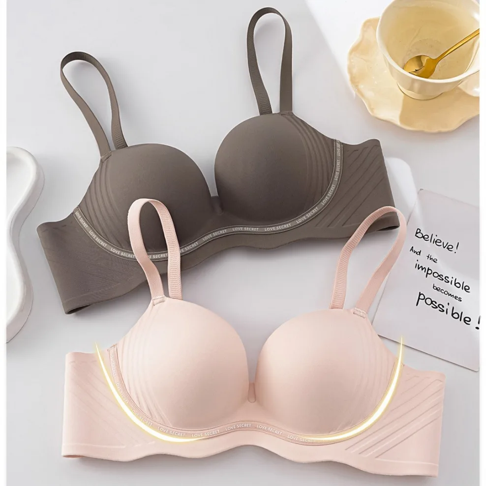 Удобное слитное нижнее белье с небольшой грудью коллекция нижнего белья