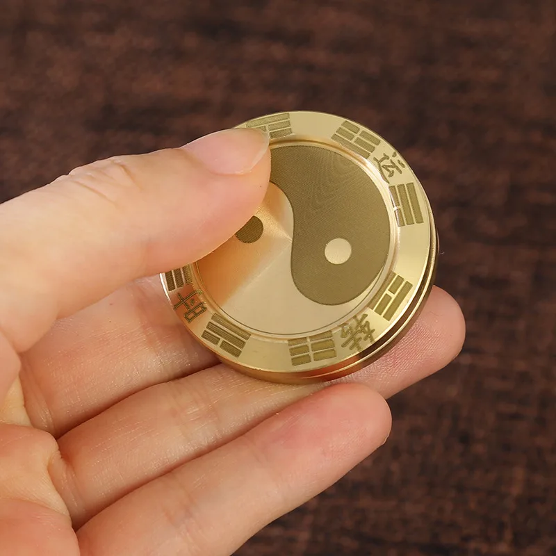 

Brass Fidget Slider Fidget Coin Haptic Coin Decompression Artifact PPB Fingertip Decompression Creative Portable EDC