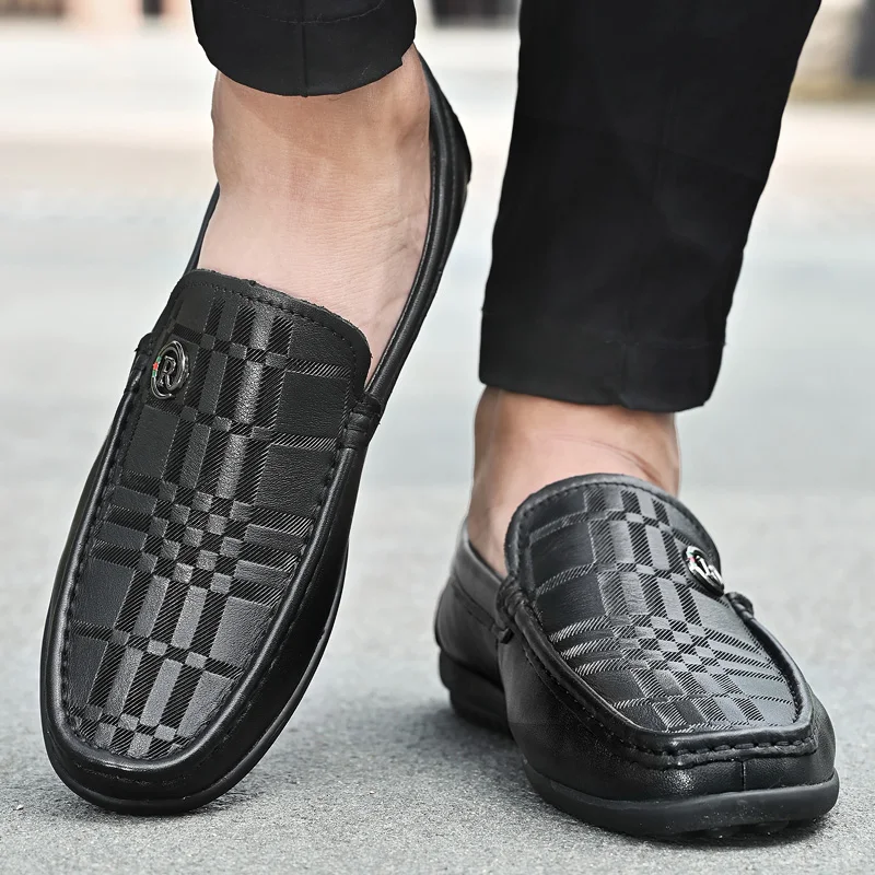 New Men's Golf Shoes Outdoor Leisure Walking Shoes Men's Golf Exercise Non-Slip Golf Sneakers Men's Grass Comfort Golf Shoes