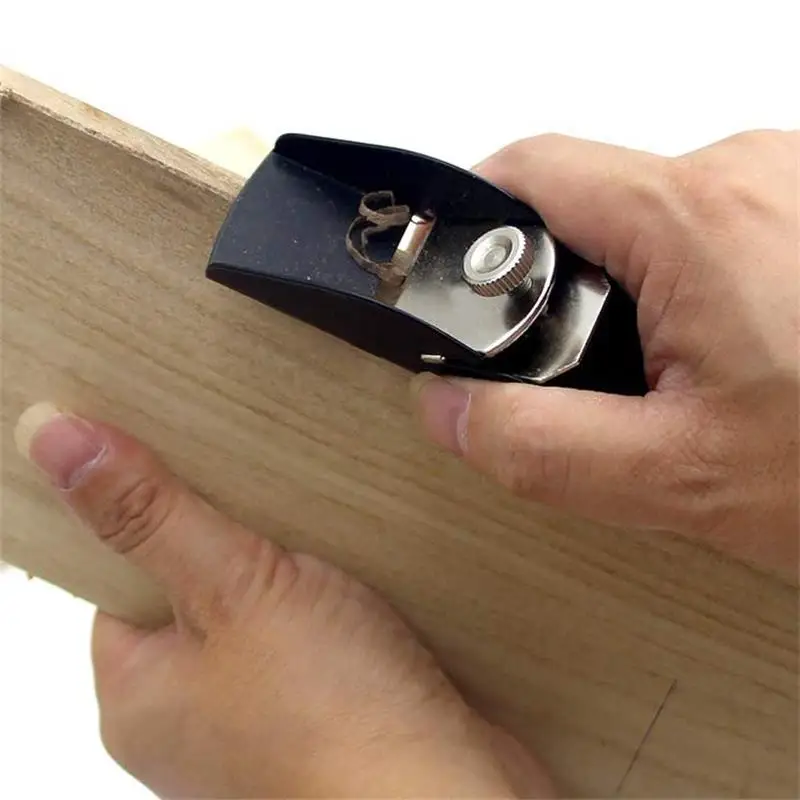 

Woodworking Mini Wood Trimming Plane Hand Planer Carpenter Cutting Edge Plane Hand Planer Hand Push Cast Carpenter Tools