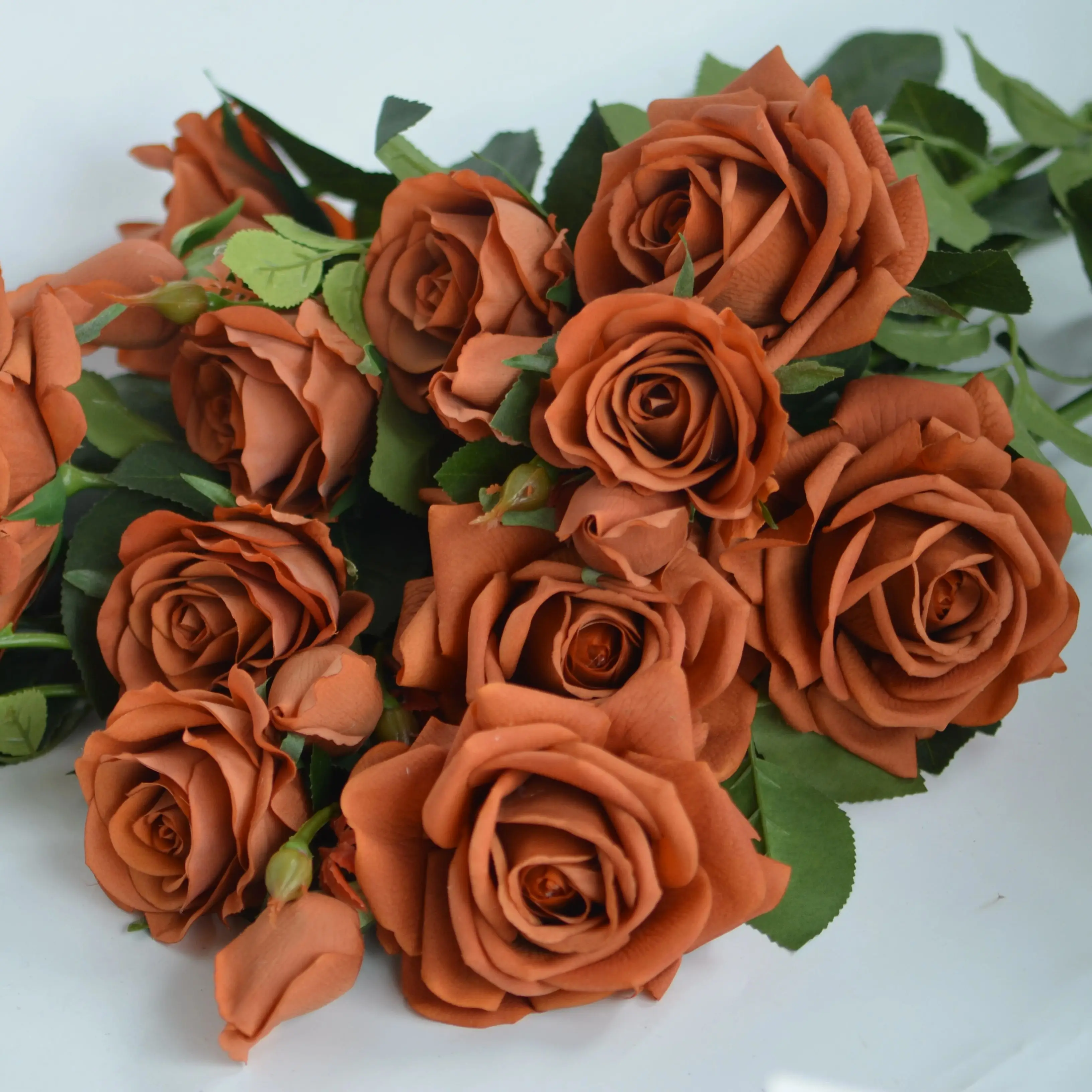 27 5 дюйма сгоревшие оранжевые искусственные розы на ощупь 3 головки цветы сделай