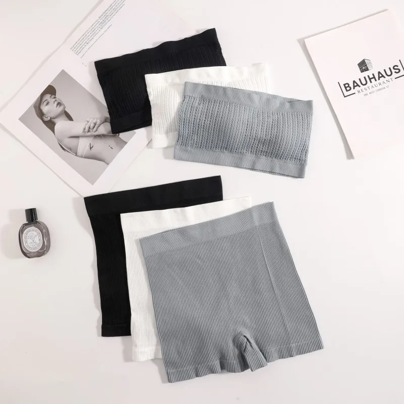 Комплект женского бесшовного нижнего белья с бюстгальтером без косточек