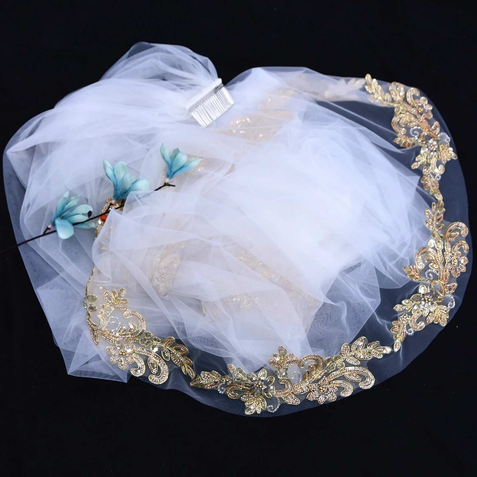 

Cathedral Wedding Veil Sparkly Gold Sequins Trim Long Bride Veils With Hair Comb Retro Mantilla Vintage Patterns Shinning