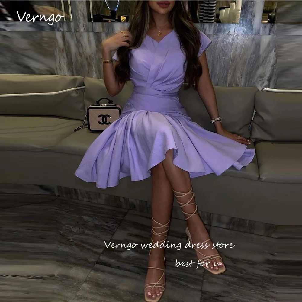 

Verngo Saudi Arabic Lavender Short Party Dresses 2023 V Neck Short Cap Sleeves Knee Length Evening Gowns Cocktail Event Formal