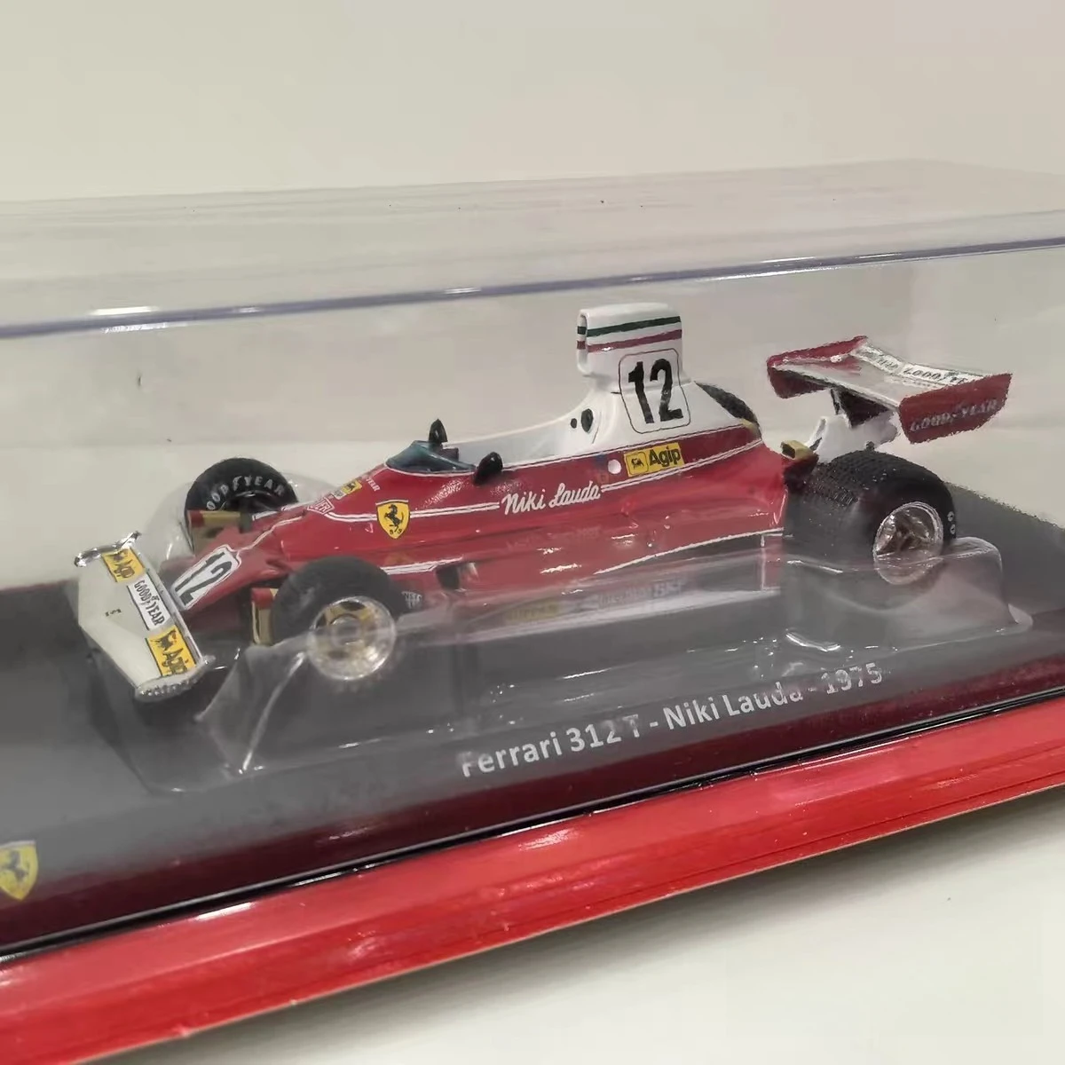 Фото Модель IXO 1:24 FERRARI 312T из литого металла # Модель легкового автомобиля 1975 года выпуска, 12-й серии. №2