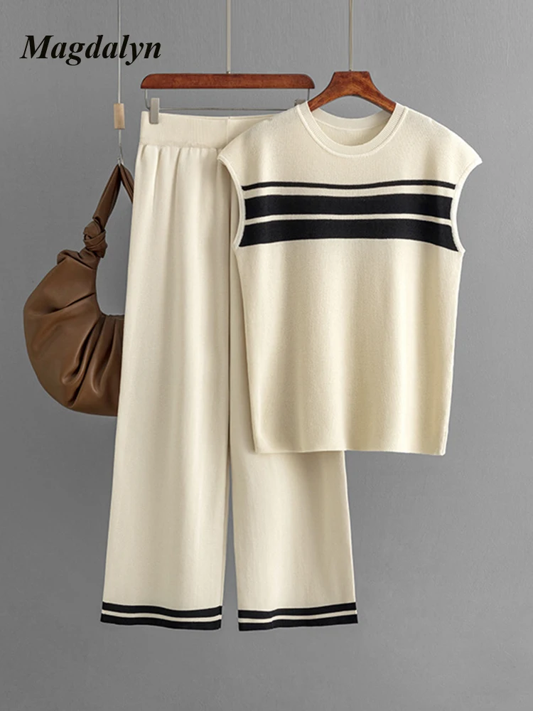 Женский вязаный костюм Magdalyn из вискозы