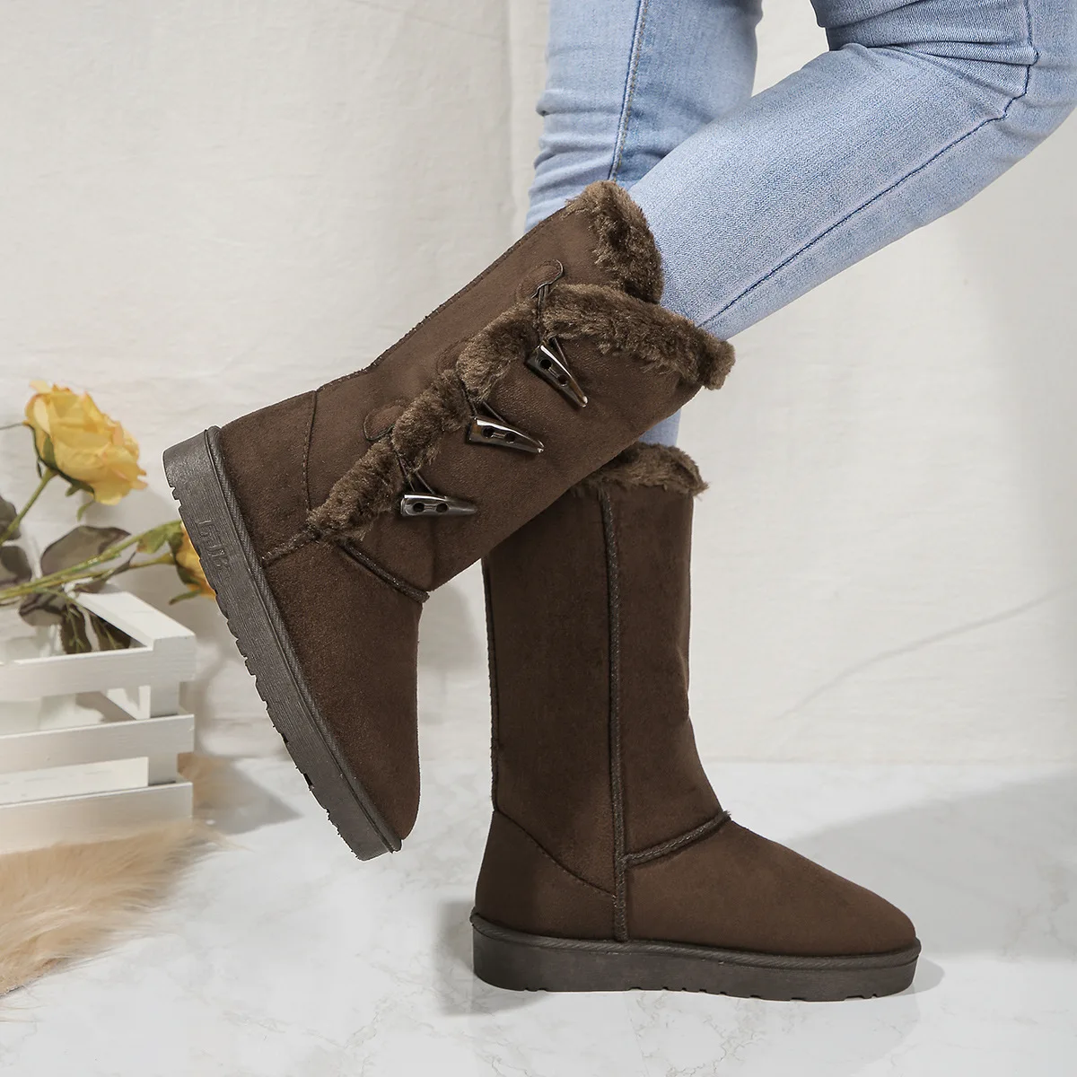 Осенне-зимние флисовые ботинки на пуговицах 2024 год