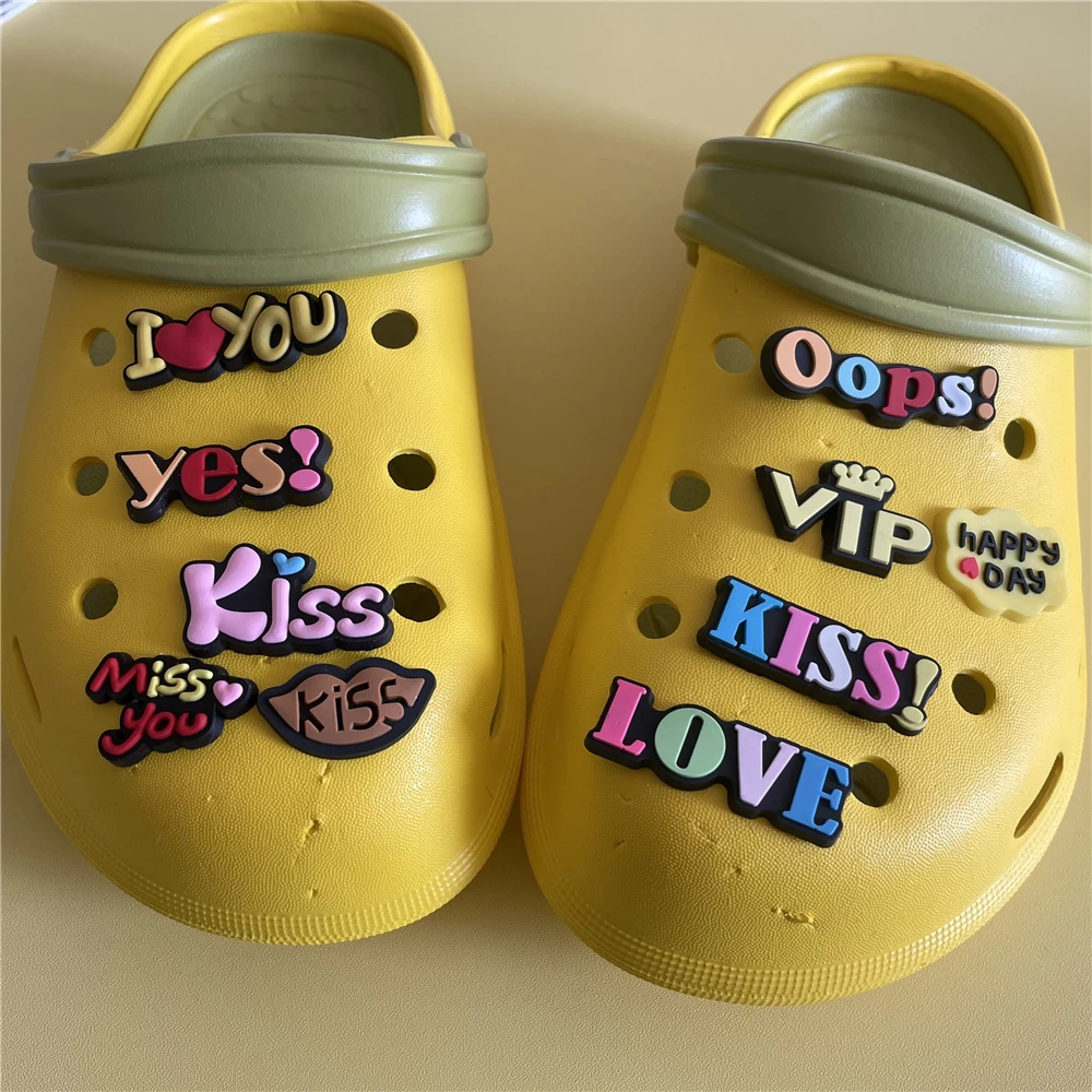 

1pcs Yes VIP Crocs Charms Cartoon Alphabet Phrases Shoe Charms Backpack Wristbands DIY Shoe Decorations Adult Kids X-mas Gifts