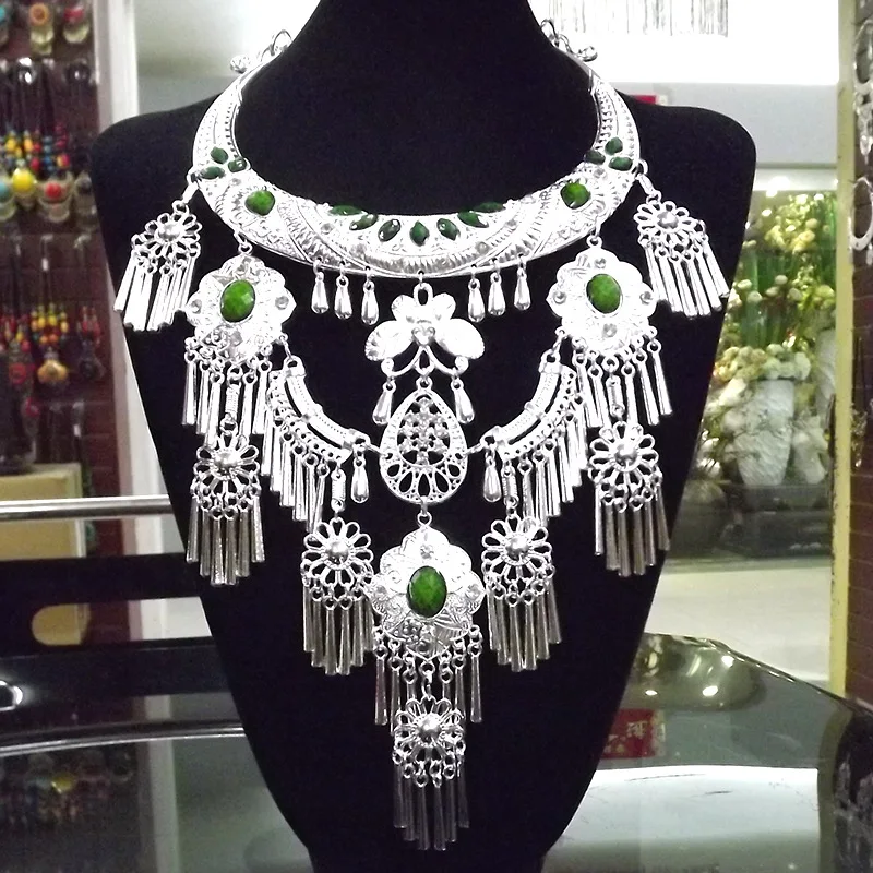 

Thai silver national style wreath gemstone large necklace cross-border new product accessories butterfly necklace