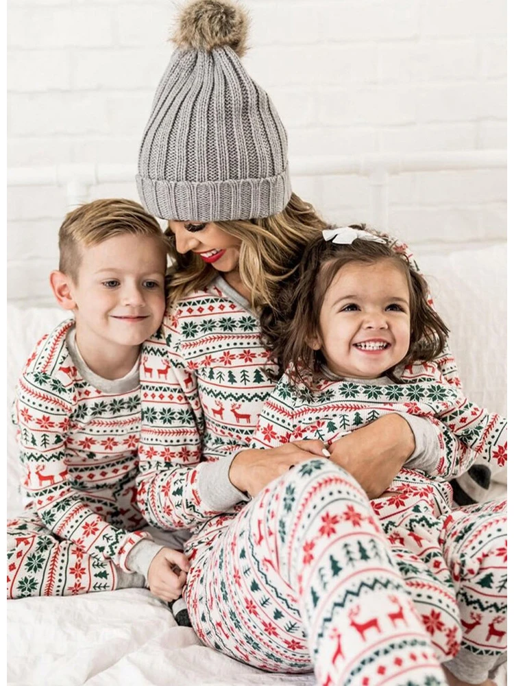 2022 Fashion Couples Christmas Pajamas Set Family Matching Outfits Mother Kids Clothes Family Clothing Set Mother Daughter Son images - 6