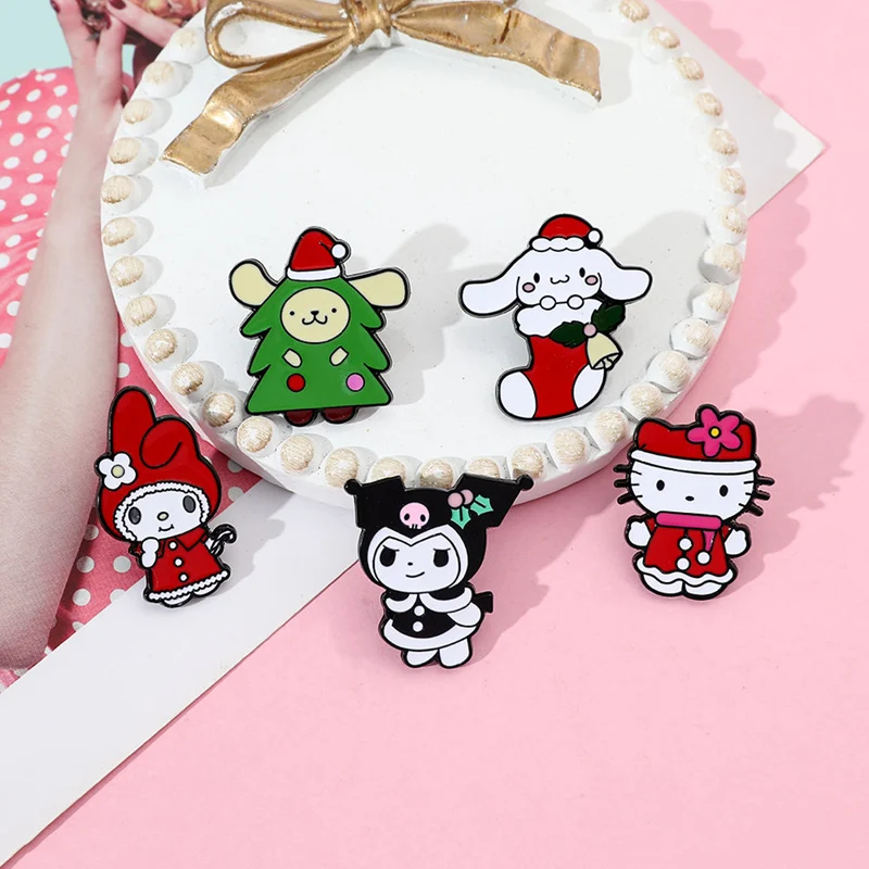 

Kawaii Sanrioed My Melody Cinnamoroll Kuromi Brooch Alloy Badge Cartoon Christmas Send To Bestie Student Girl Festival Gift