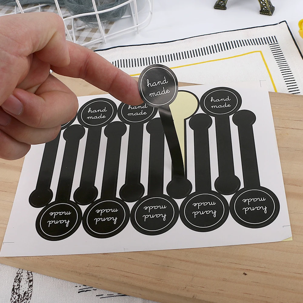 

200pcs/lot Cake Label Sticker Black Self-adhesive Long Kraft Paper Stickers DIY Hand Made Gift Cake Paper Baking Sealing Sticker
