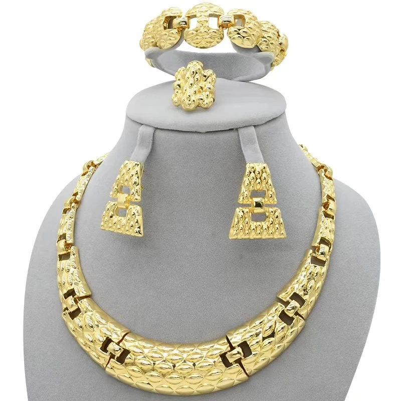 

Young Fashion Jewelry Trend Jewelry Set 24K Exaggerated Jewelry Set