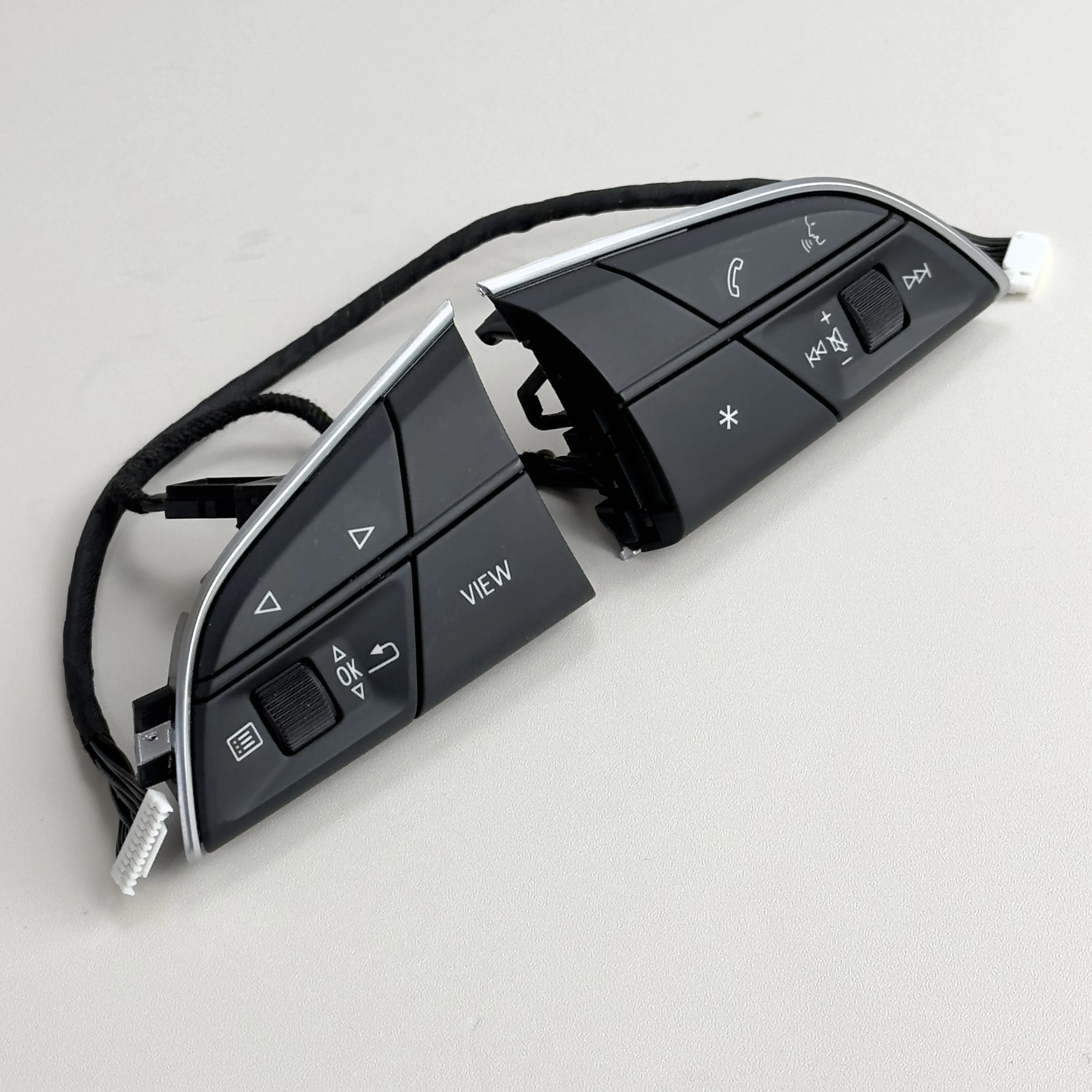 

Автомобильная кнопка на рулевом колесе D-типа для Audi A4 A3 A5 B9