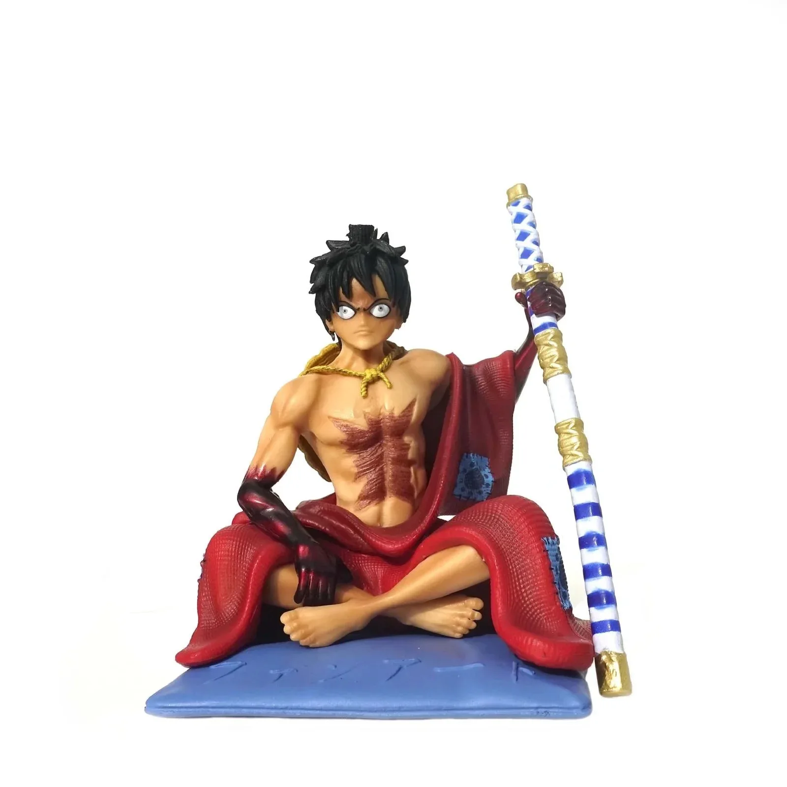 

В коробке 11 см аниме ONE PIECE Luffy Country of peace кимоно с ножом сидя, Статуэтка из ПВХ, украшения для автомобиля, детские подарки